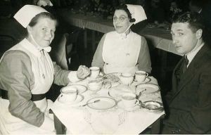 Tea for 3 three